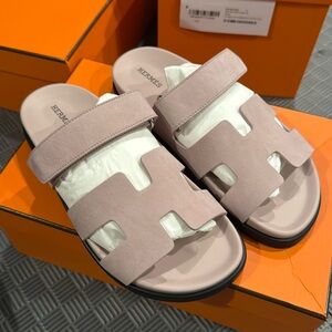 Hermes Chypre 38 in Rose Brand new in box